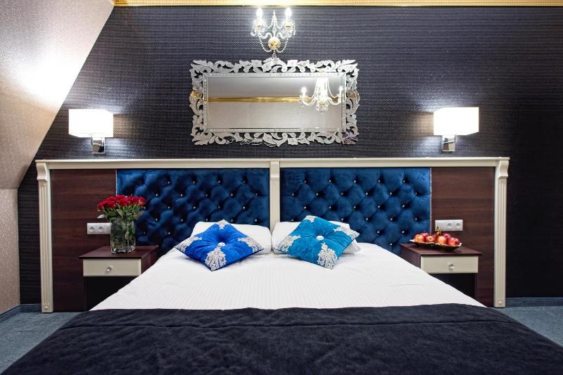 Deluxe Double Room with Shower image 1
