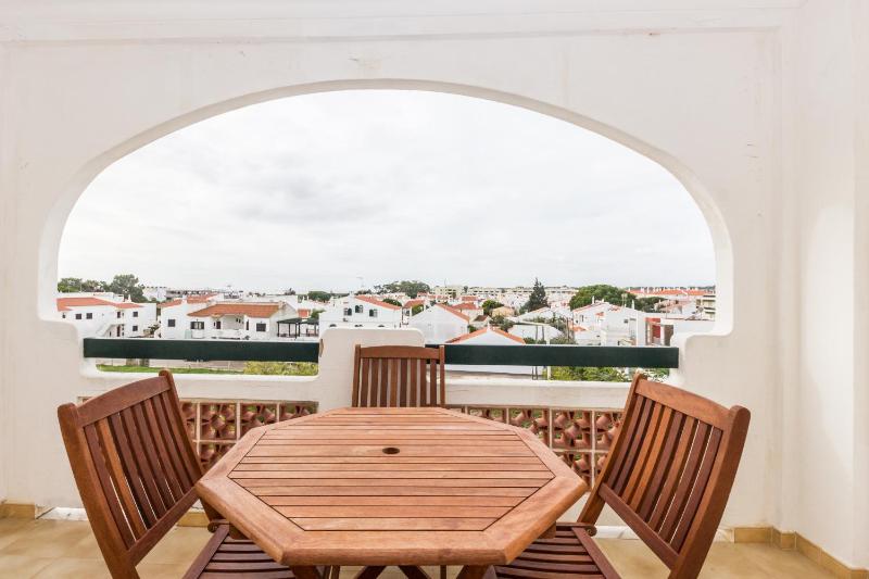 Apartment with Sea View image 1