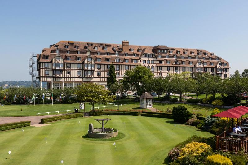 Hotel Barriere L'Hotel du Golf - image 43