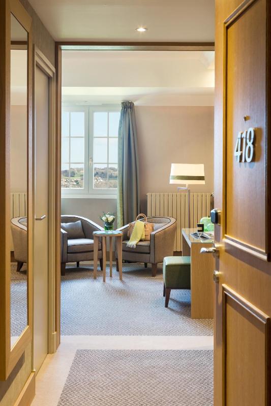 Hotel Barriere L'Hotel du Golf - image 37