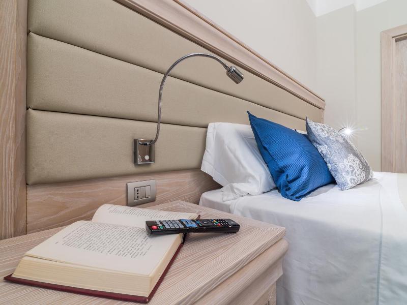 Superior Double or Twin Room image 3