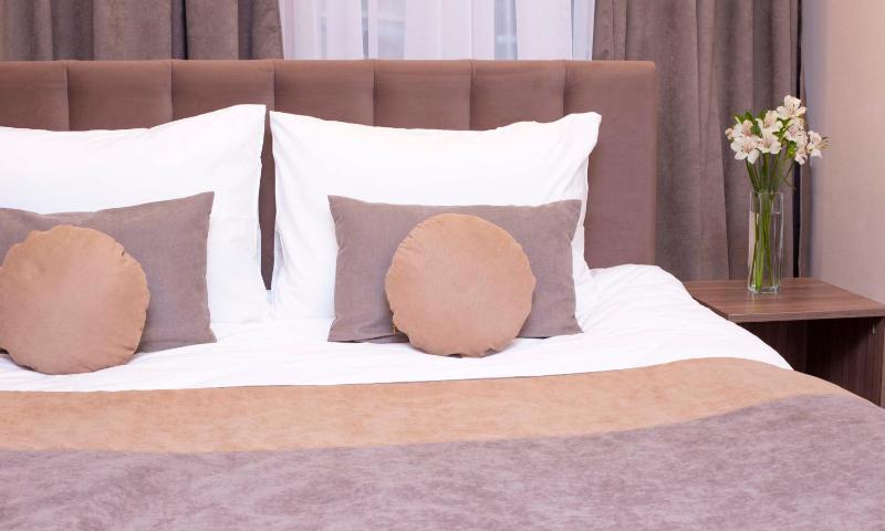 Double Room image 3