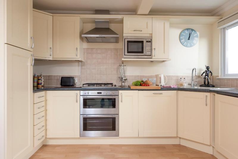 Two-Bedroom Apartment image 4