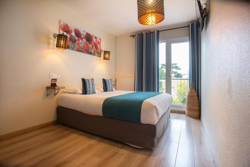 Superior Double Room image 1