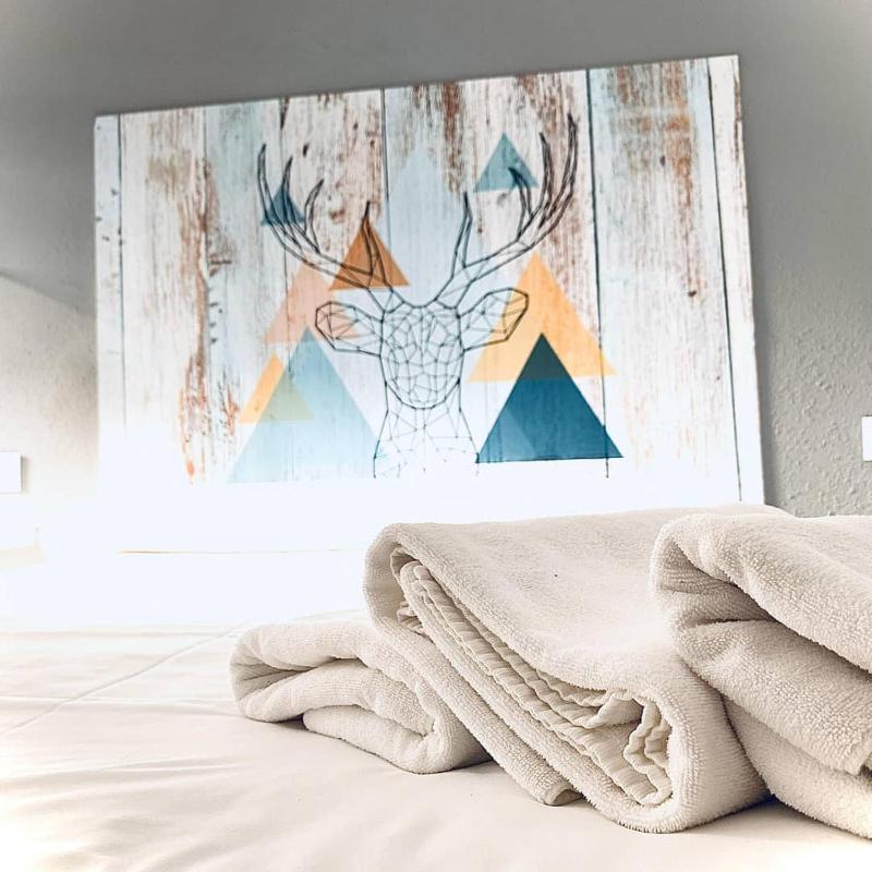 Deluxe Room image 3
