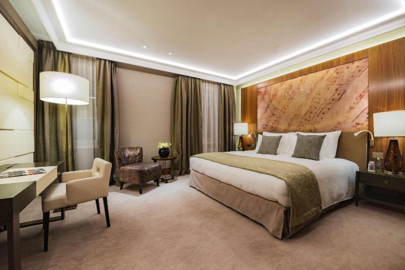 Superior Room King image 1