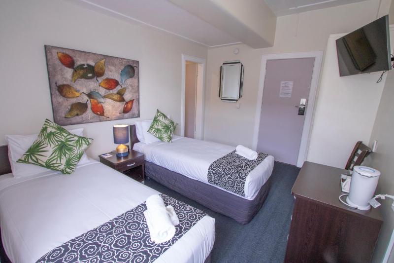 Hotel Waterloo & Backpackers - image 19