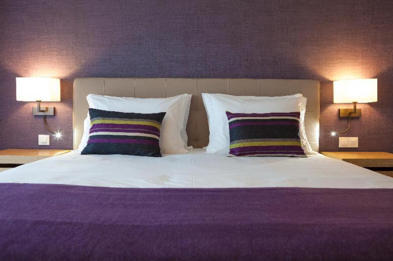 Room #44669311 image 3