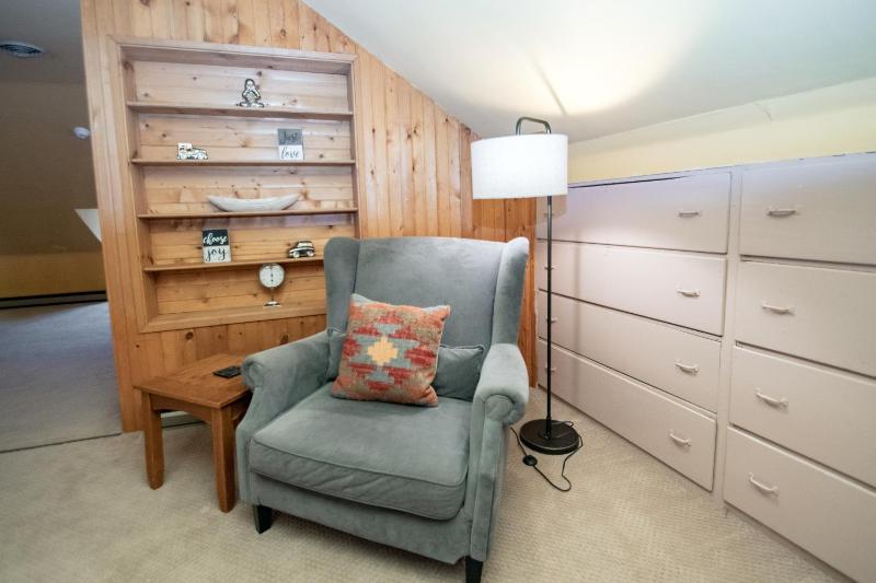 Looking Glass Inn - image 30