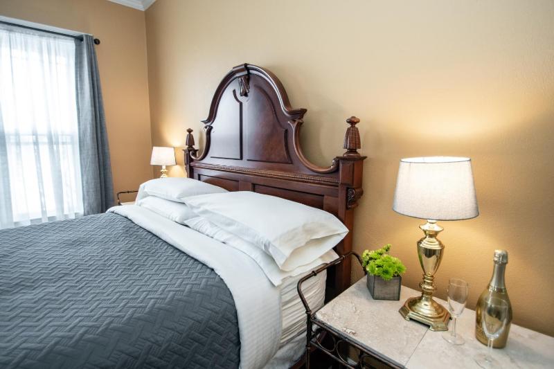 Looking Glass Inn - image 41