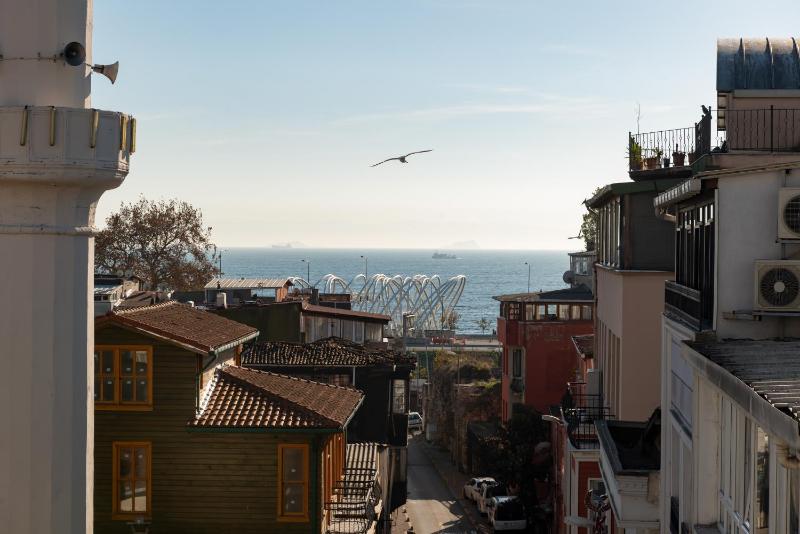 Studio with Sea View image 4