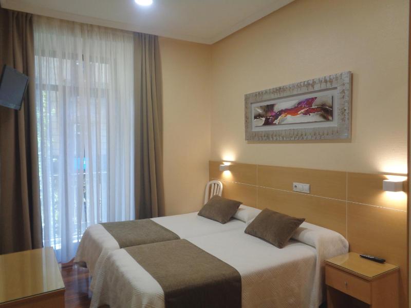 Pensión Urumea - image 12