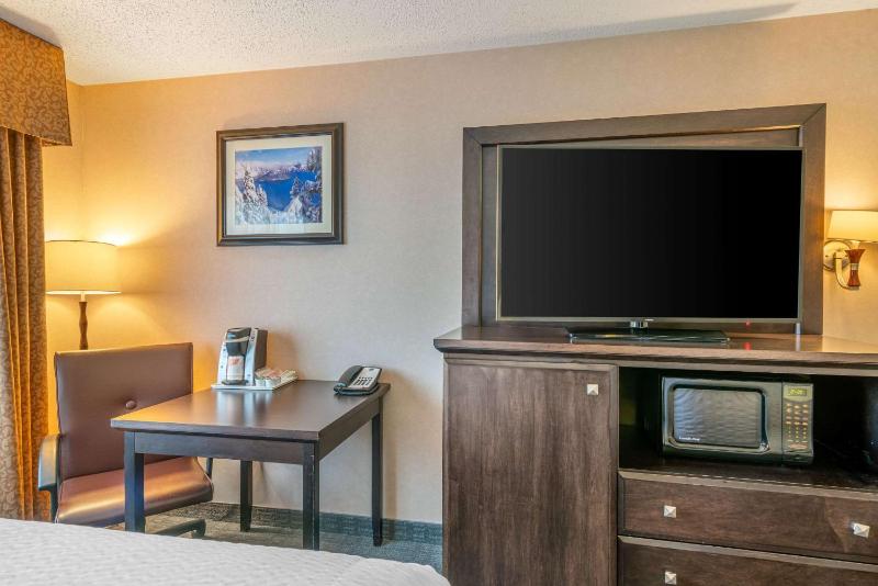 King Room - Non-Smoking image 4