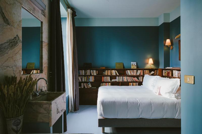 HOTEL AMOUR NICE - image 9