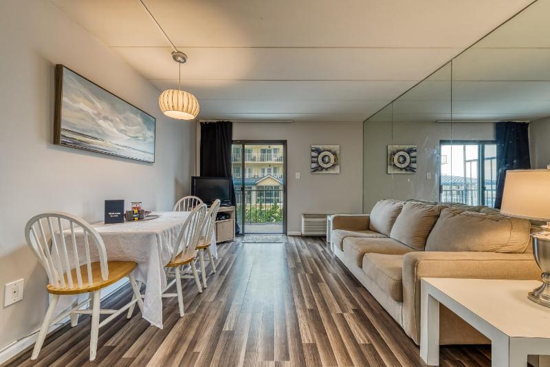 One Bedroom Apartment image 3
