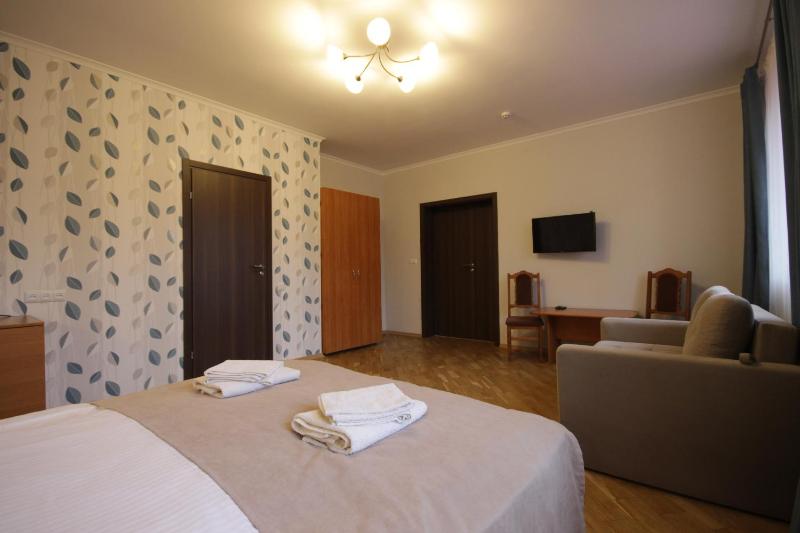 Superior Double Room image 3