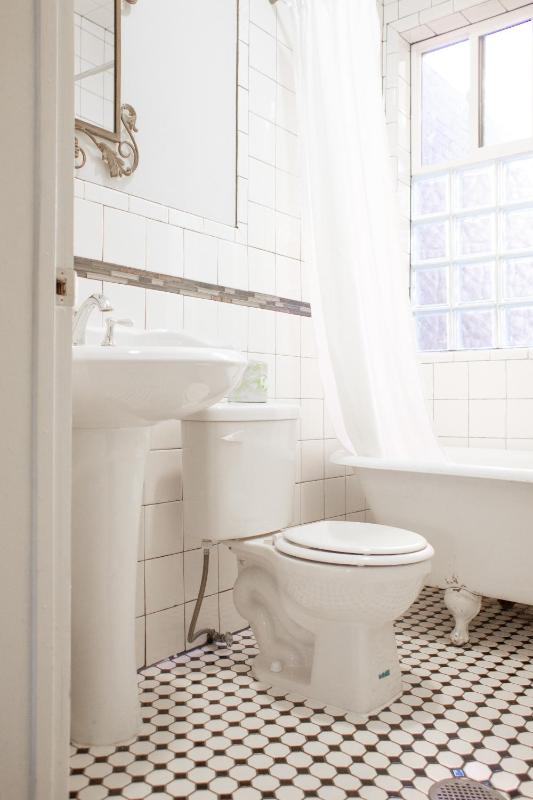 11th Avenue Hostel - image 37