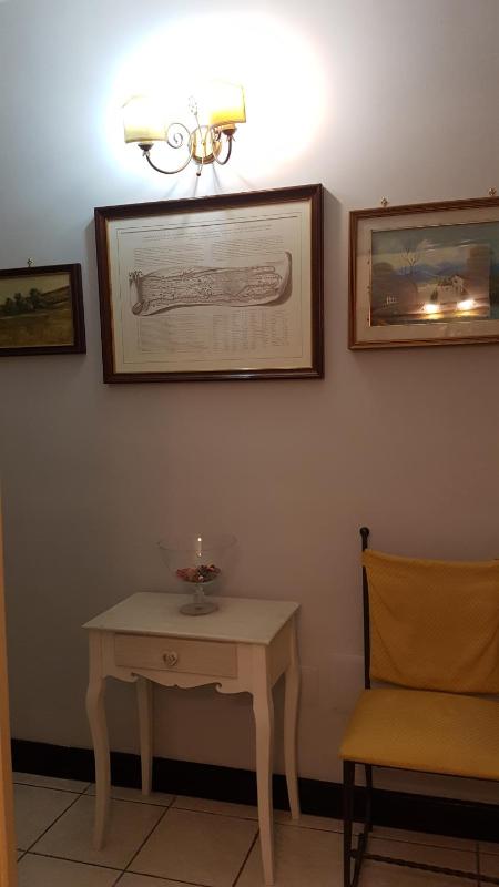 Deluxe Quadruple Room with Balcony image 4