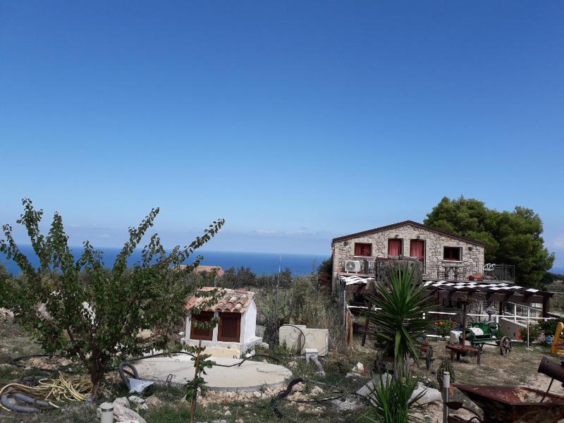 Studio Apartment image 1