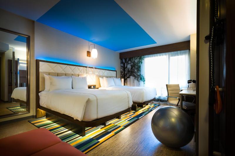 Double Room with Two Double Beds - Non-Smoking image 3