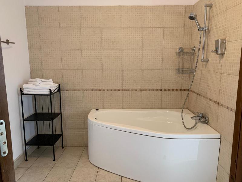 Comfort Triple Room image 2