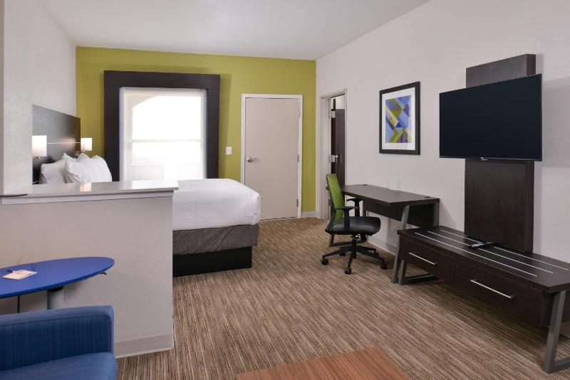 Suite with View image 3