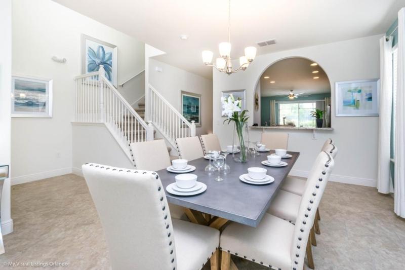 Five-Bedroom House image 1