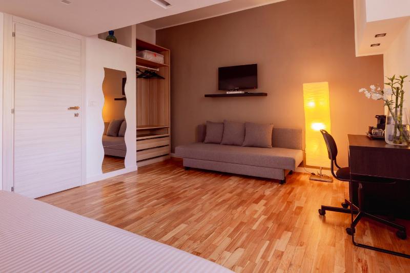 Double Room Comfort image 3