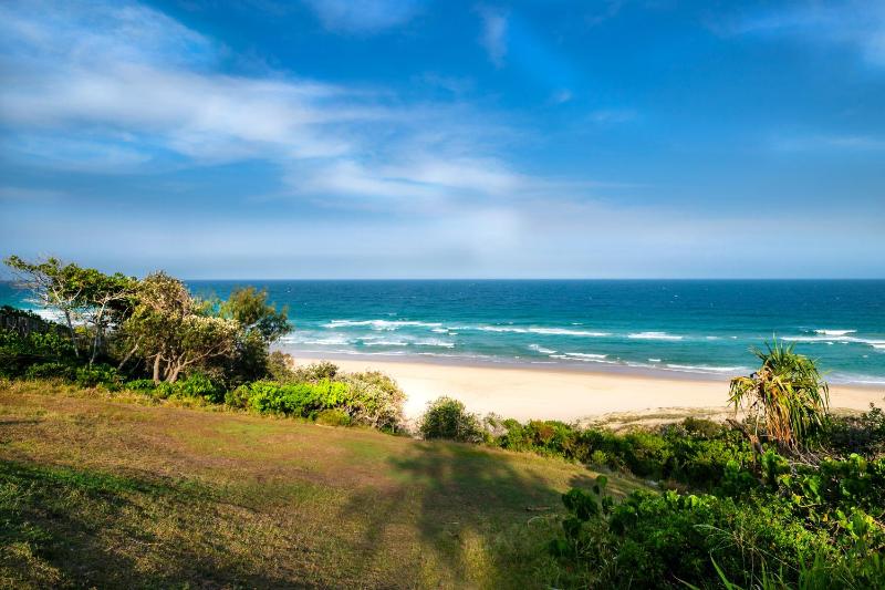 Aqua Promenade Beachfront Holiday Apartments - image 15