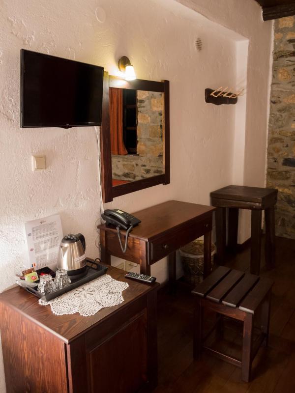 Triple Room image 1