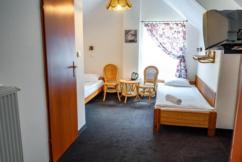 Triple Room image 3