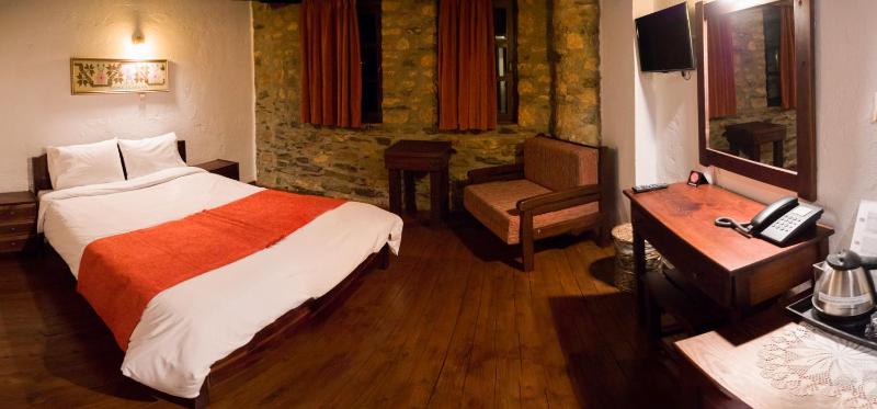 Double Room image 4