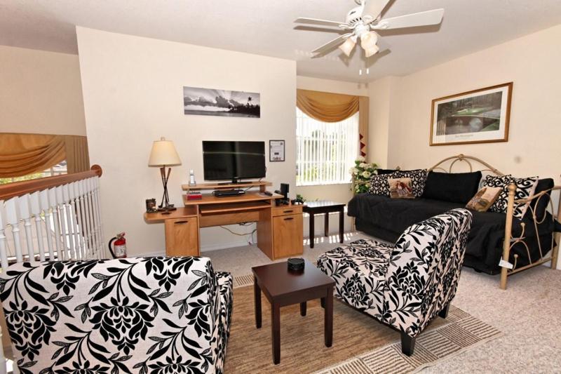 Five-Bedroom House image 3