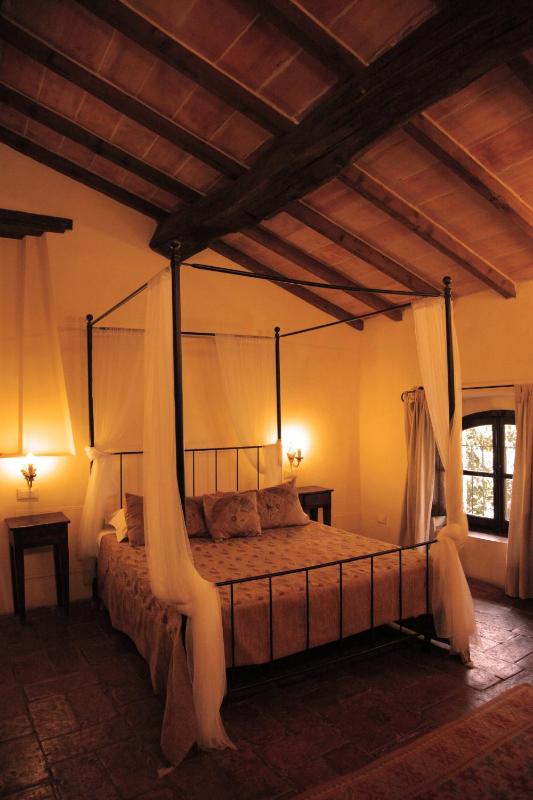 Classic Double or Twin Room image 2