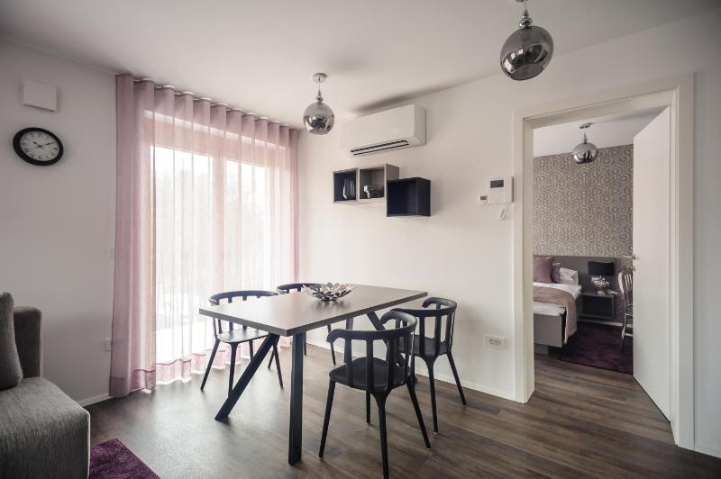 Apartments Villa Tatiana - image 11