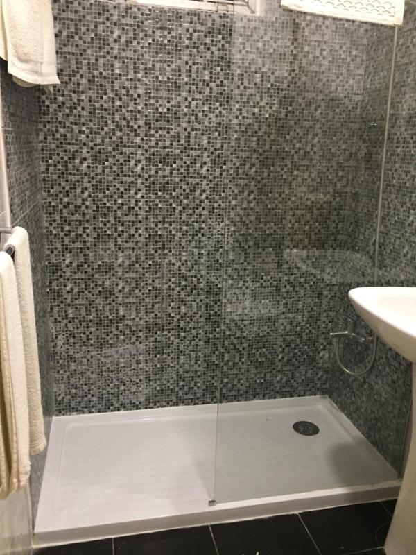 Lira Guest House B&B - image 35