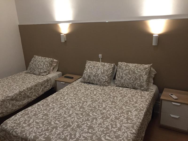Lira Guest House B&B - image 1