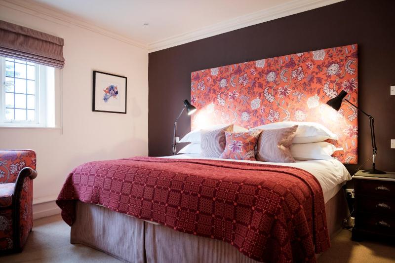 Superior Double or Twin Room image 2