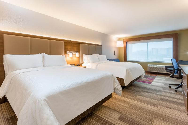Suite with Two Beds - Non-Smoking image 2