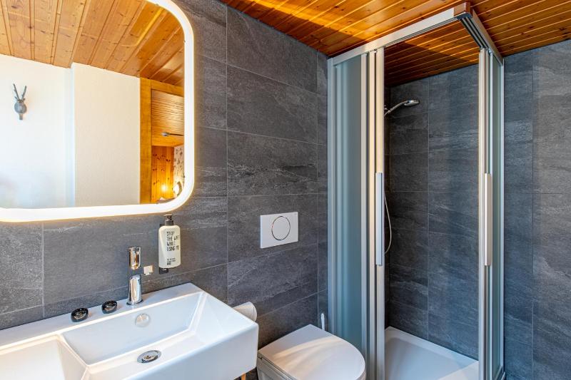 Double Room with Private Bathroom image 3