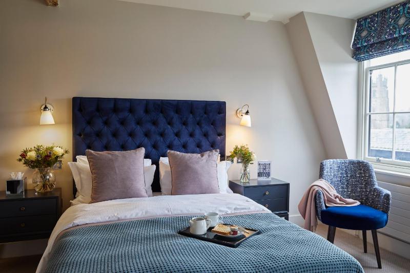 Superior Double Room image 4