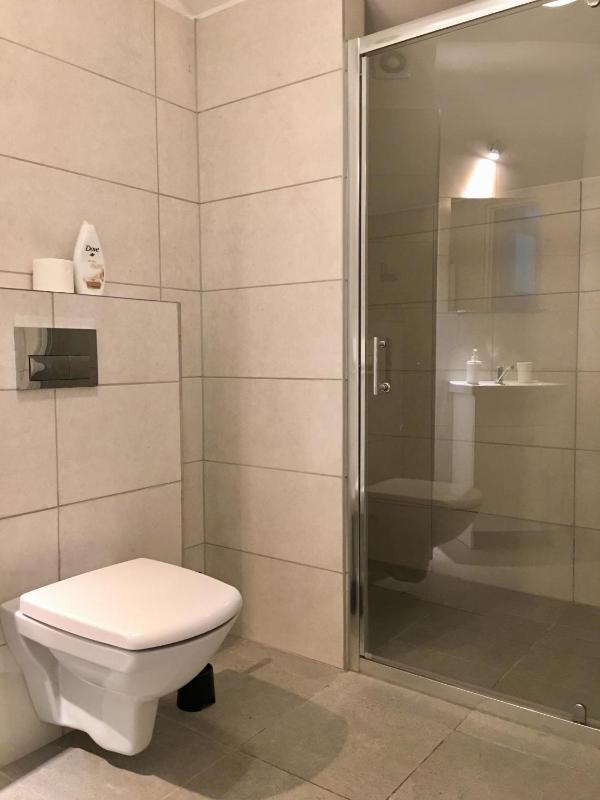 Quadruple Room with Bathroom image 2
