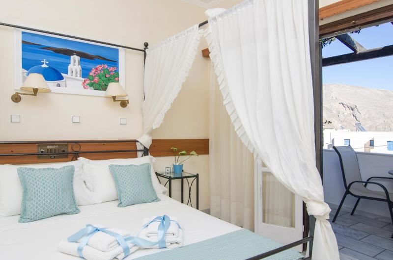 Honeymoon Suite image 3