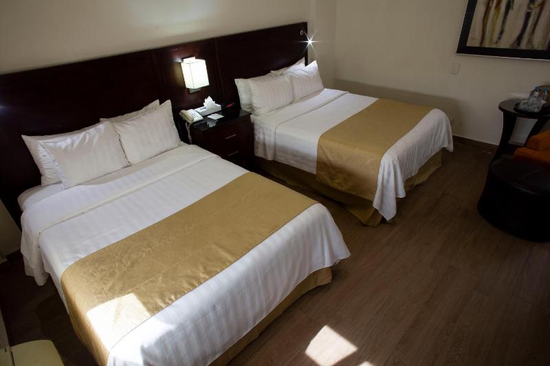 Best Western Centro Monterrey - image 50