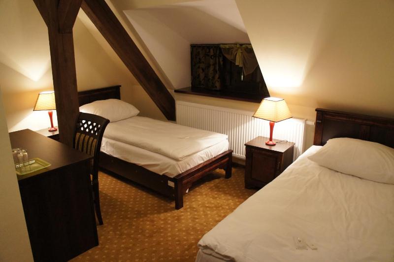 Double or Twin Room image 2