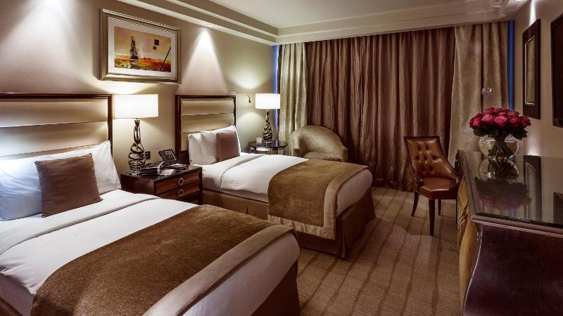 Deluxe Double or Twin Room image 1