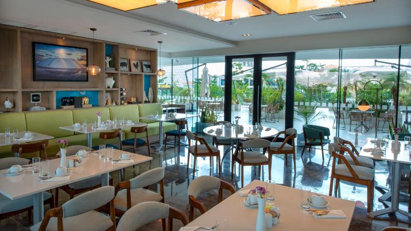Holiday Inn Hotel And Suites Merida La Isla By IHG - image 10