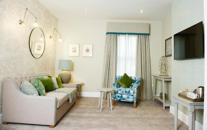 Junior Suite image 4