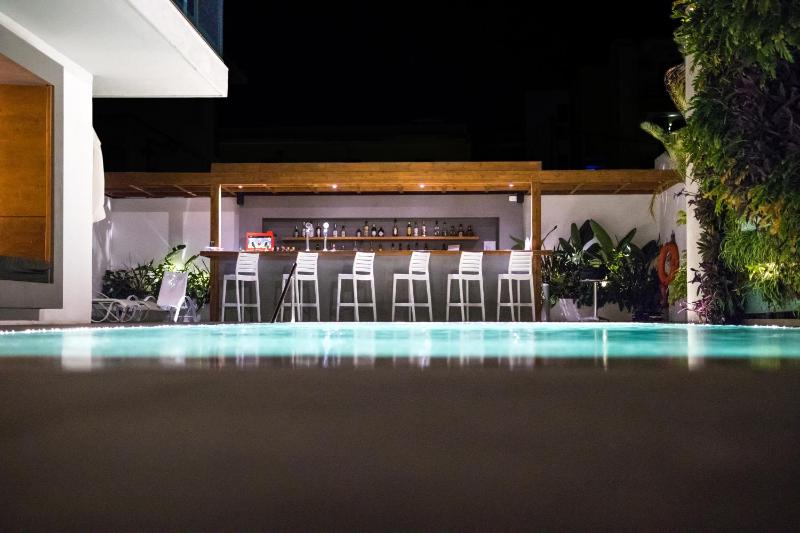 Manousos City Hotel - image 15