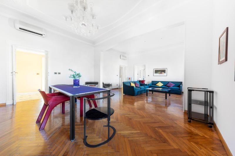 Apartment image 3